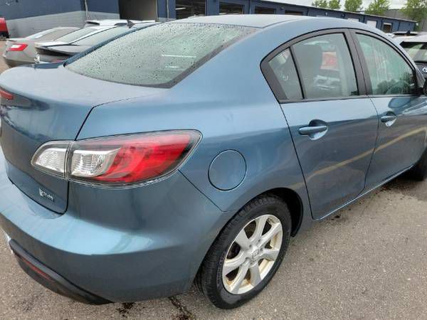 2011 Mazda Mazda3 Image 5