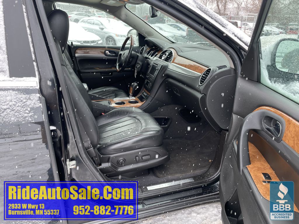 2012 Buick Enclave Image 16