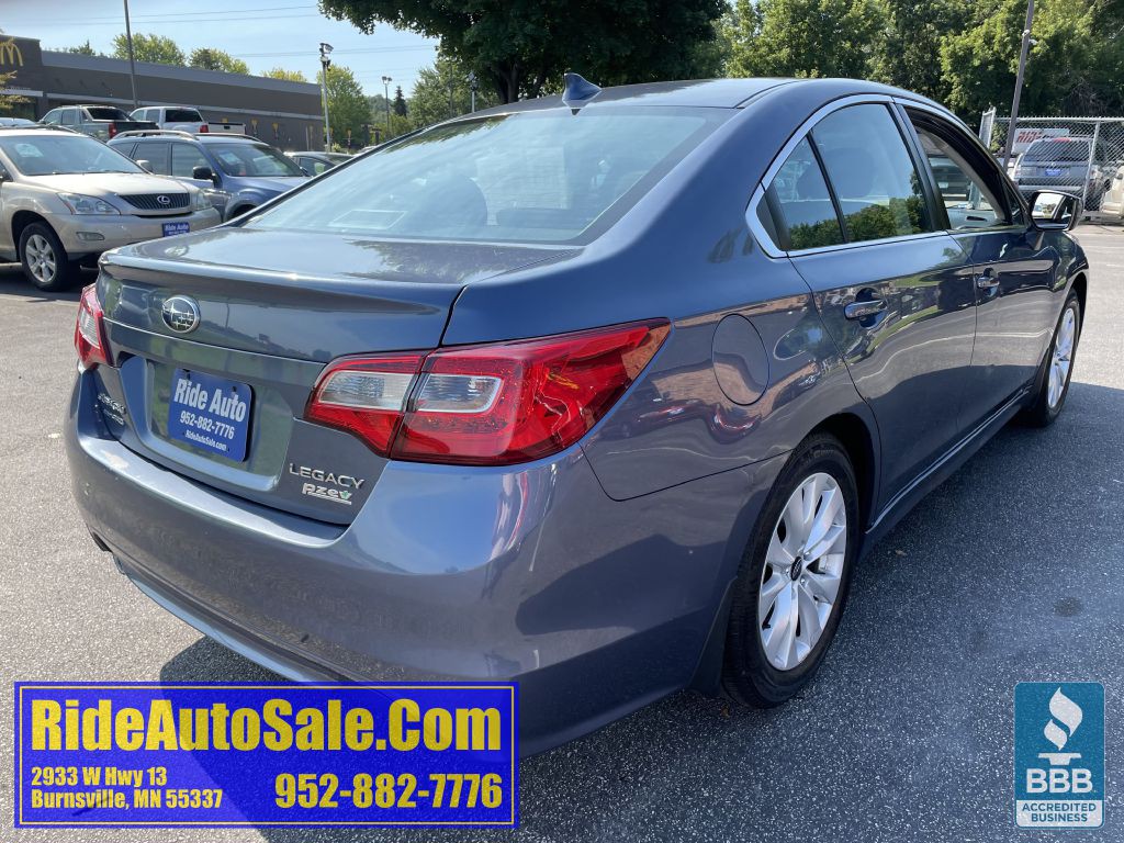 2017 Subaru Legacy Image 5