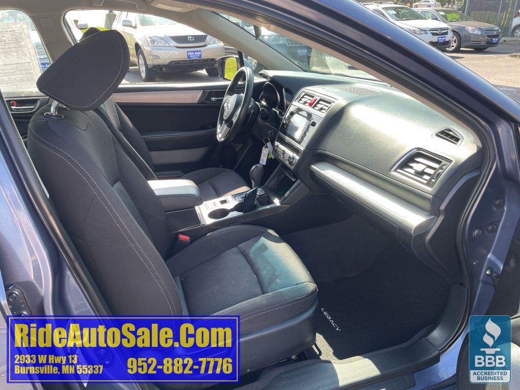 2017 Subaru Legacy Image 14