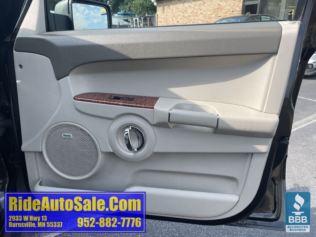 2008 Jeep Commander Image 14