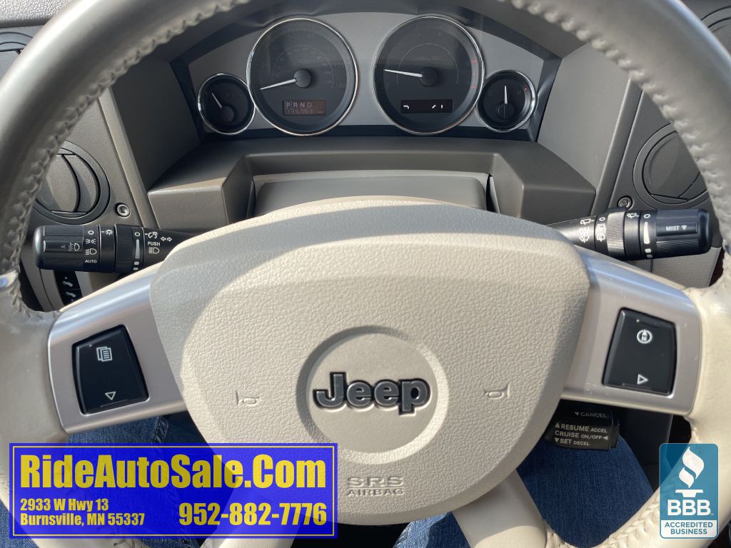 2008 Jeep Commander Image 18