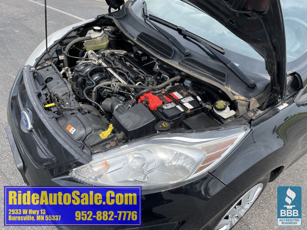 2012 Ford Fiesta Image 23
