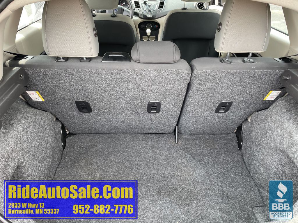 2012 Ford Fiesta Image 27