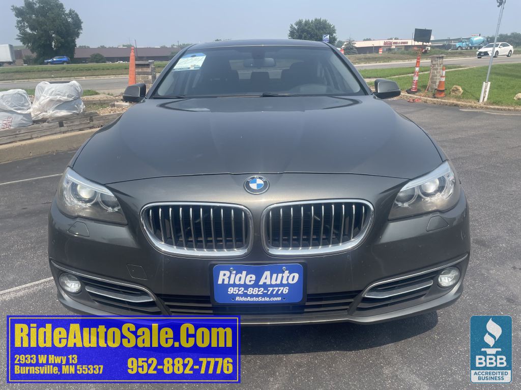 2014 BMW 5 Series Image 2