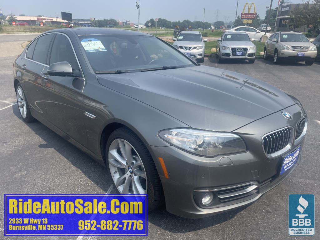 2014 BMW 5 Series Image 3