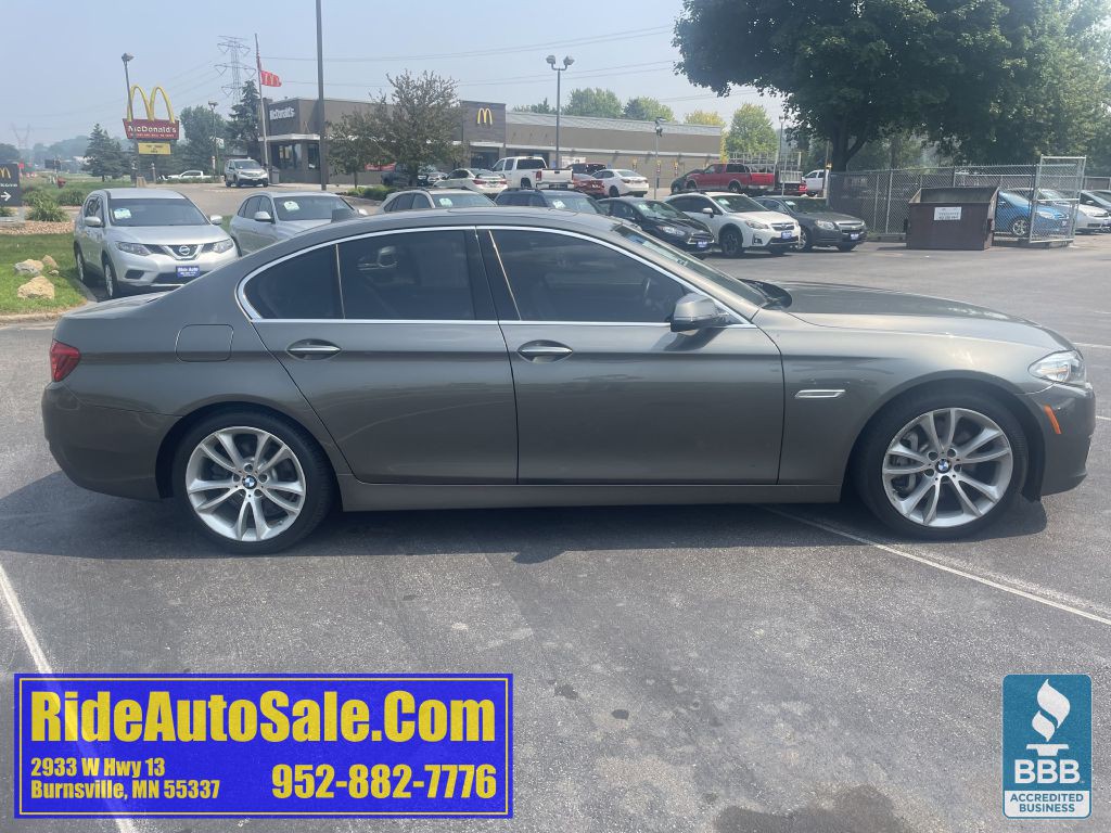 2014 BMW 5 Series Image 4