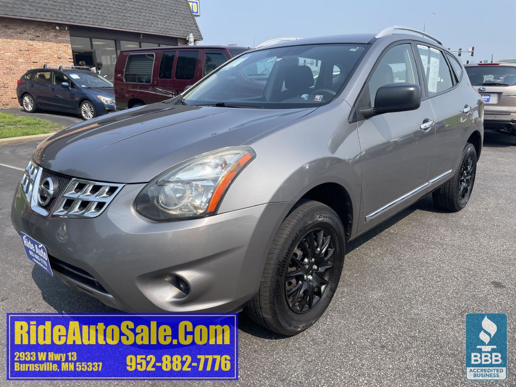 2015 Nissan Rogue Image 1