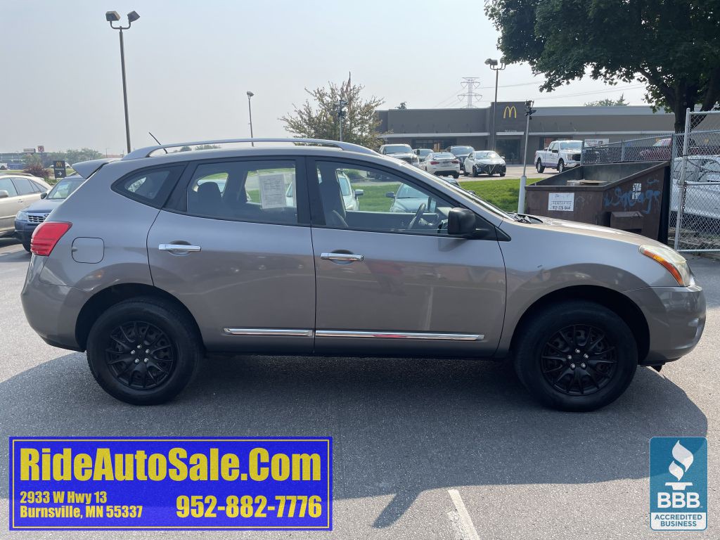 2015 Nissan Rogue Image 4