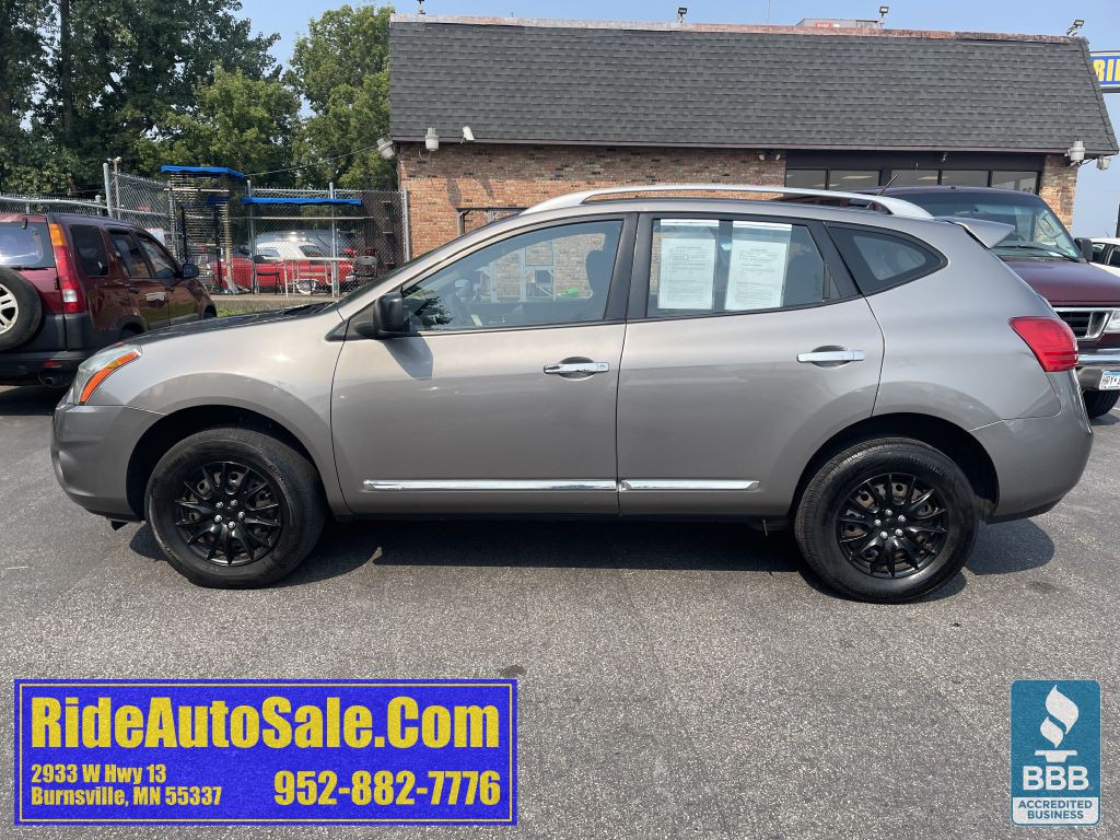 2015 Nissan Rogue Image 8