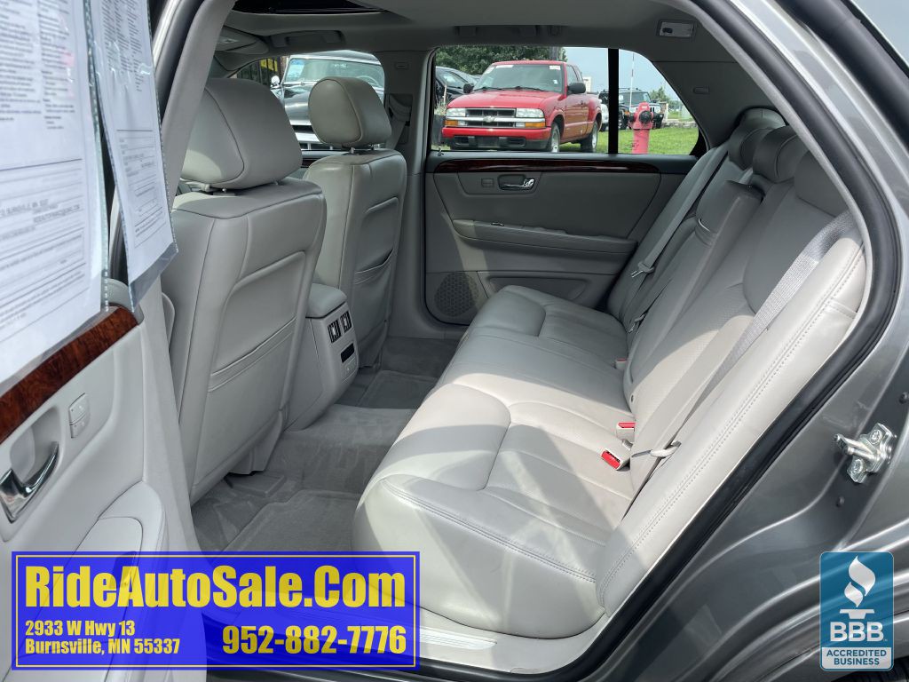 2006 Cadillac DTS Image 13