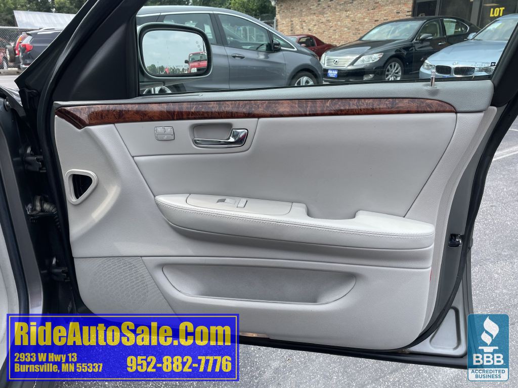 2006 Cadillac DTS Image 14
