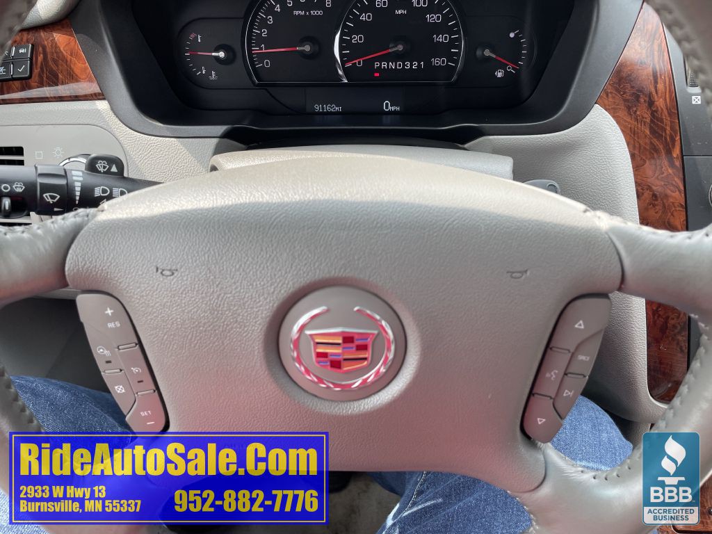 2006 Cadillac DTS Image 18