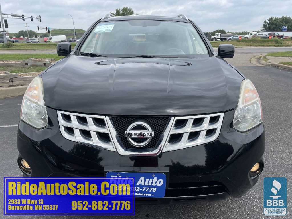 2013 Nissan Rogue Image 2
