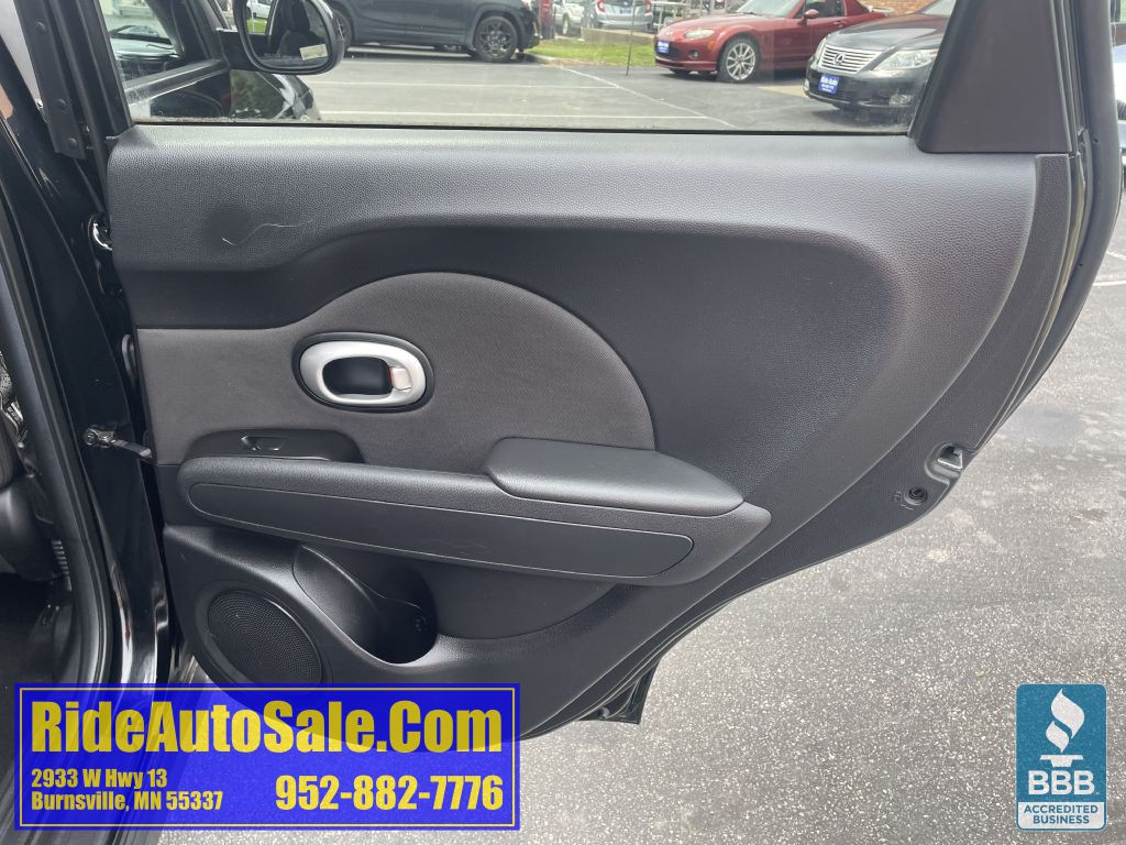 2014 Kia Soul Image 15