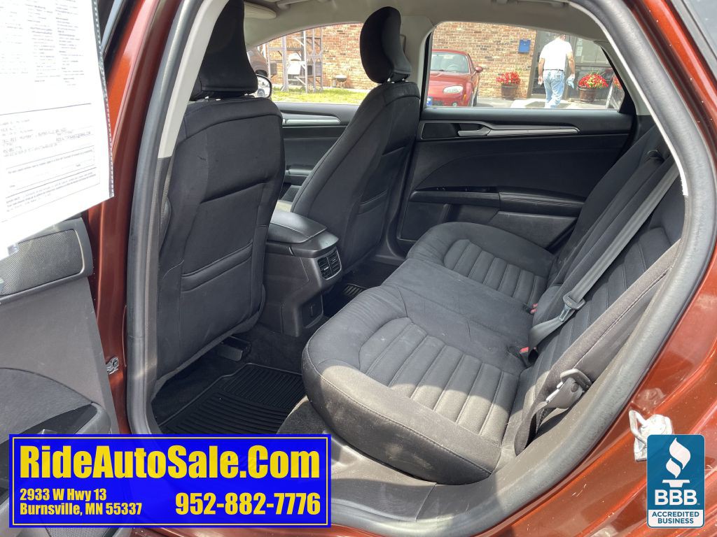 2015 Ford Fusion Image 12