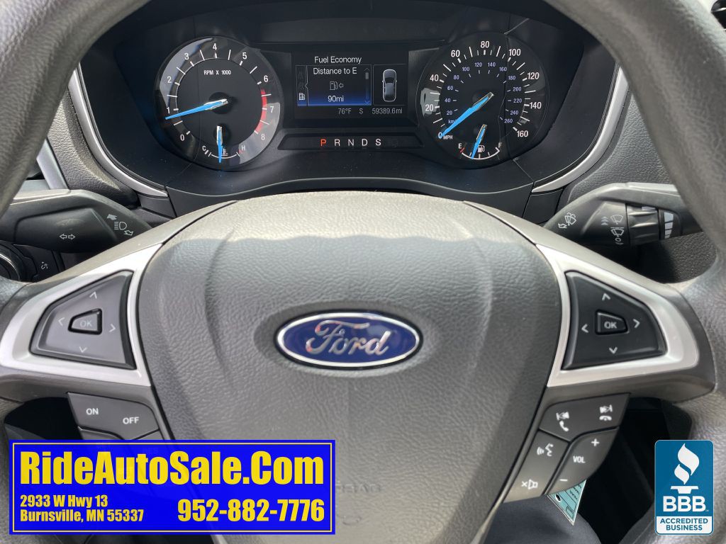 2015 Ford Fusion Image 16