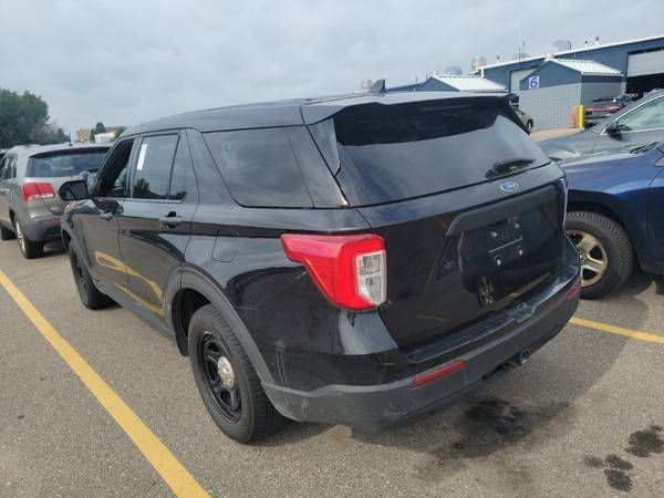 2021 Ford Explorer Image 7