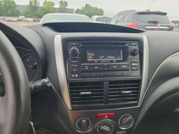 2013 Subaru Forester Image 8