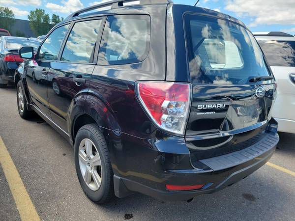2013 Subaru Forester Image 12