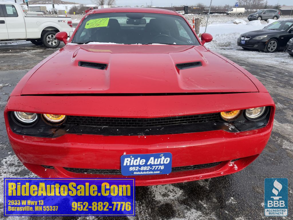 2019 Dodge Challenger Image 2
