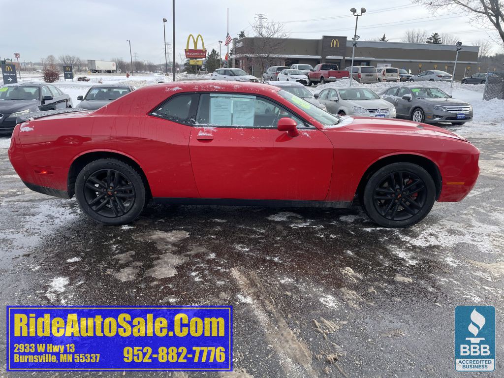 2019 Dodge Challenger Image 4