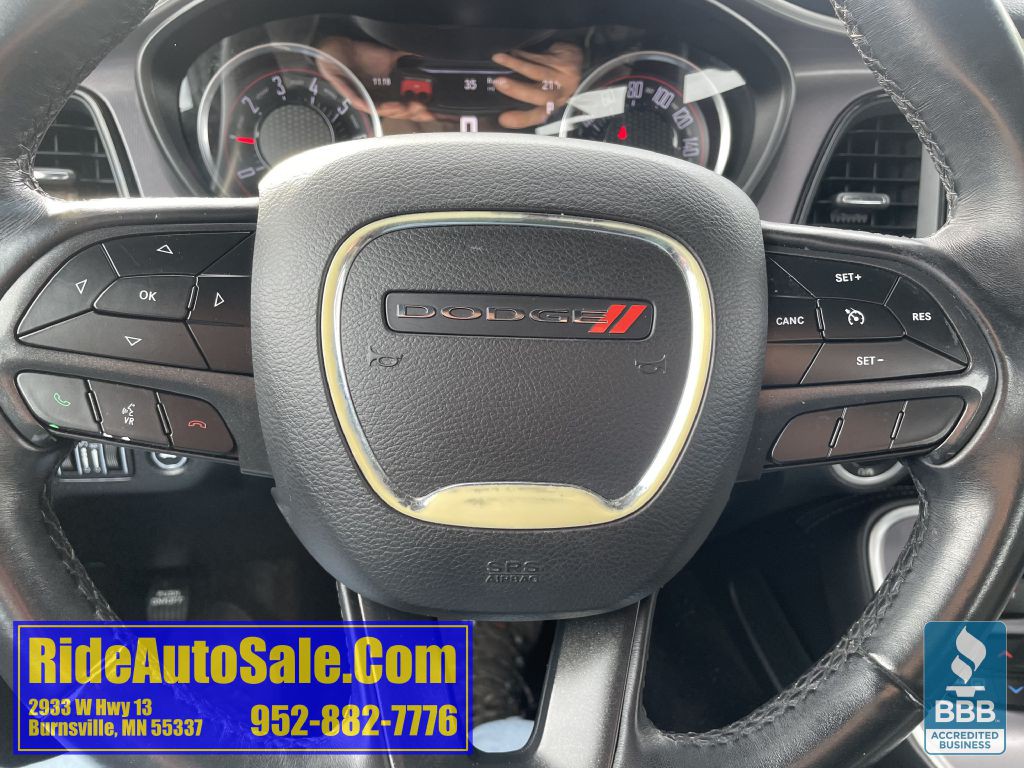 2019 Dodge Challenger Image 12