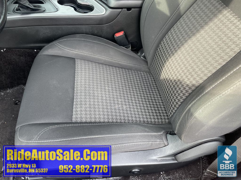 2019 Dodge Challenger Image 17