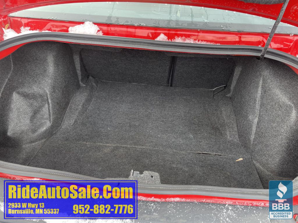 2019 Dodge Challenger Image 31