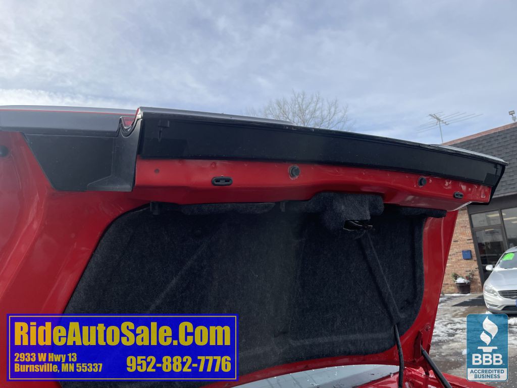 2019 Dodge Challenger Image 32