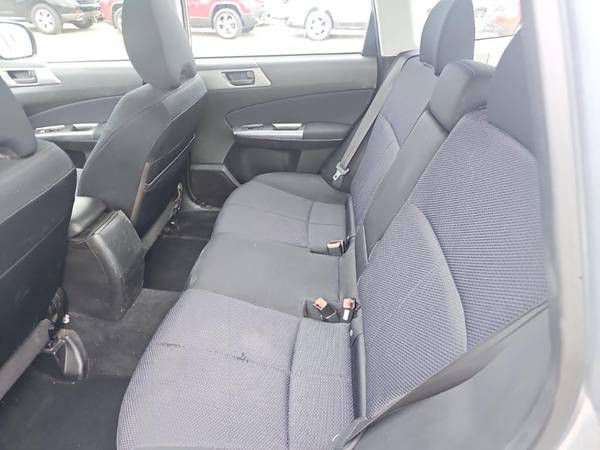 2012 Subaru Forester Image 2