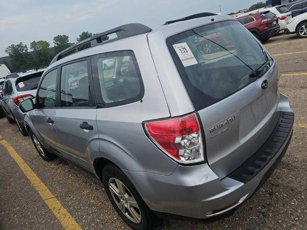 2012 Subaru Forester Image 7