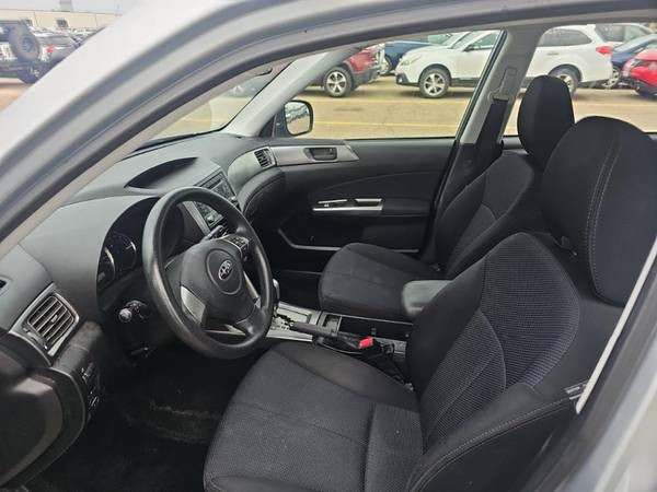 2012 Subaru Forester Image 10