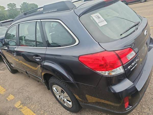 2012 Subaru Outback Image 3