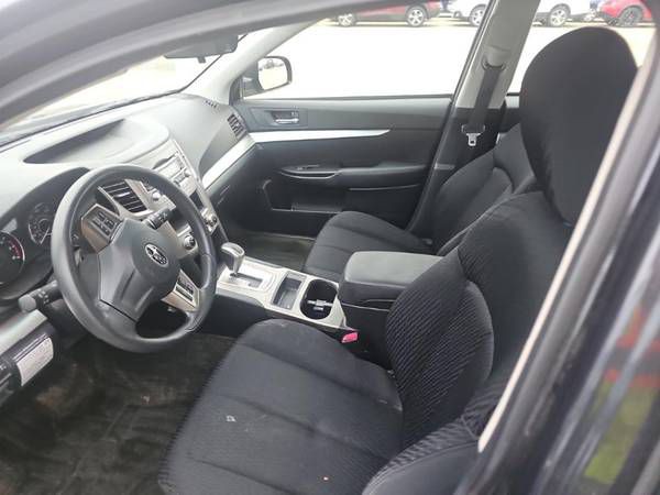 2012 Subaru Outback Image 11