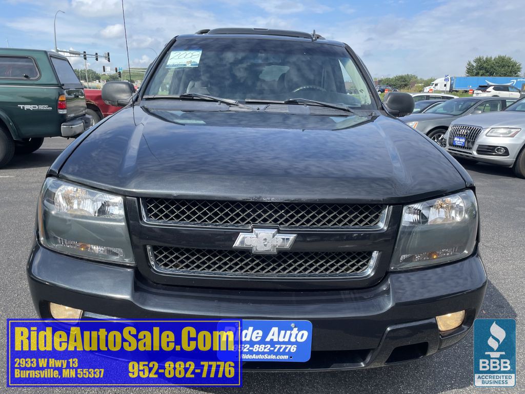 2008 Chevrolet Trailblazer Image 2