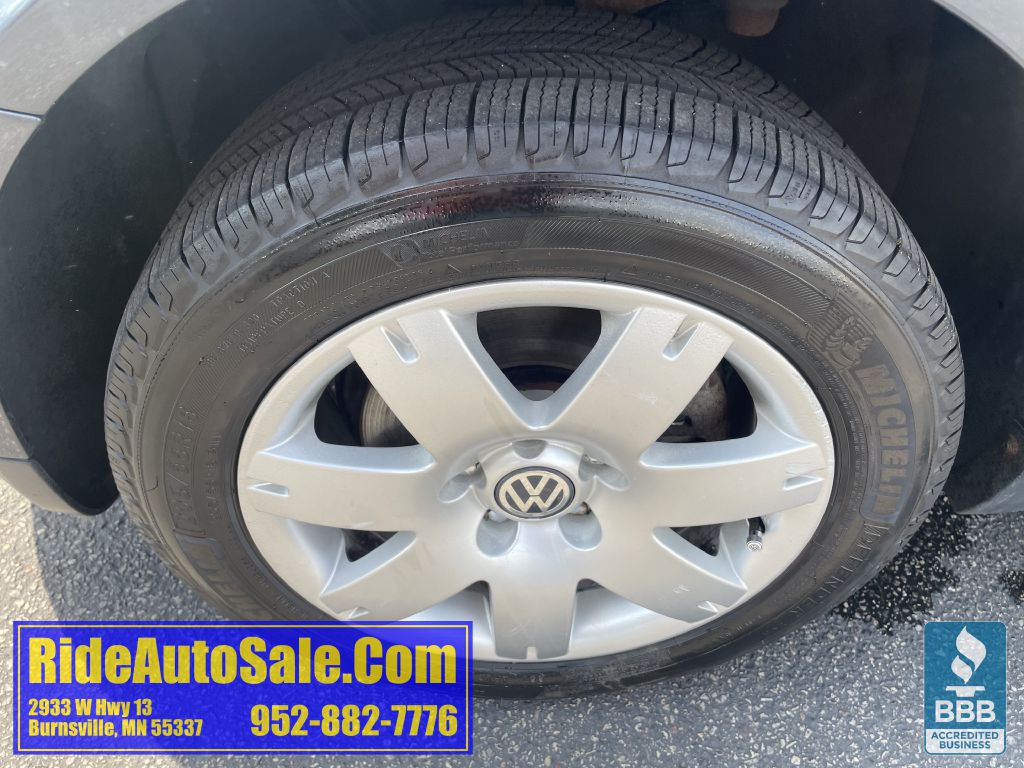 2003 Volkswagen Passat Image 23