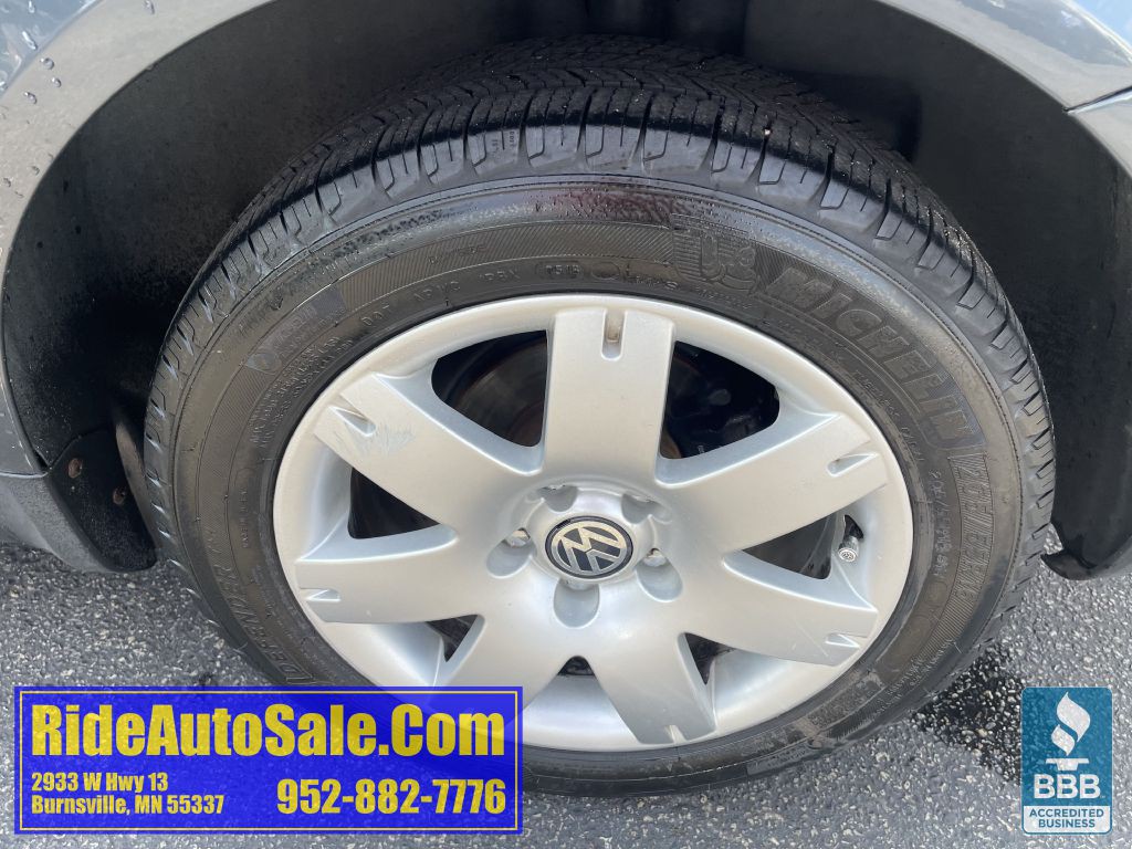 2003 Volkswagen Passat Image 25