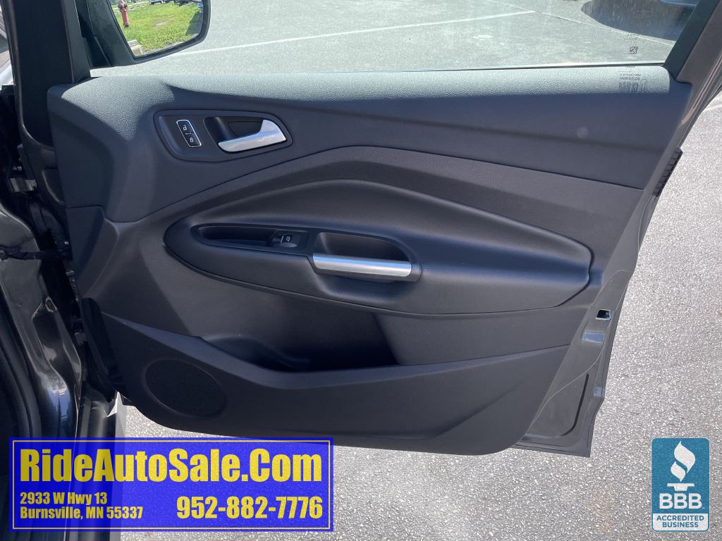 2015 Ford C-Max Image 12