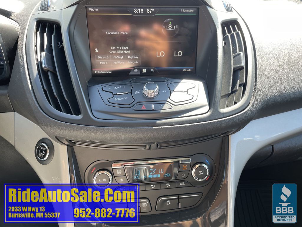 2015 Ford C-Max Image 17