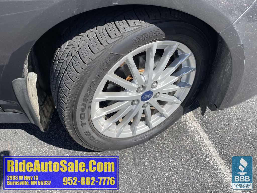 2015 Ford C-Max Image 29