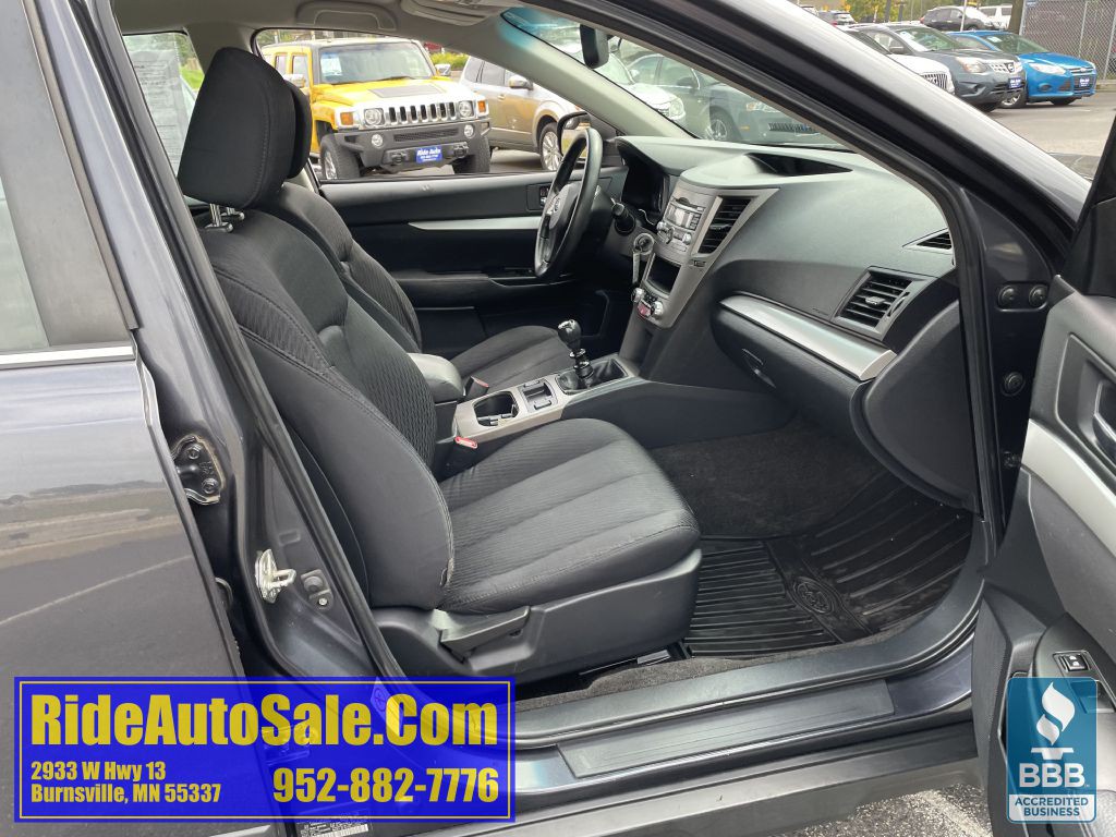 2012 Subaru Outback Image 14