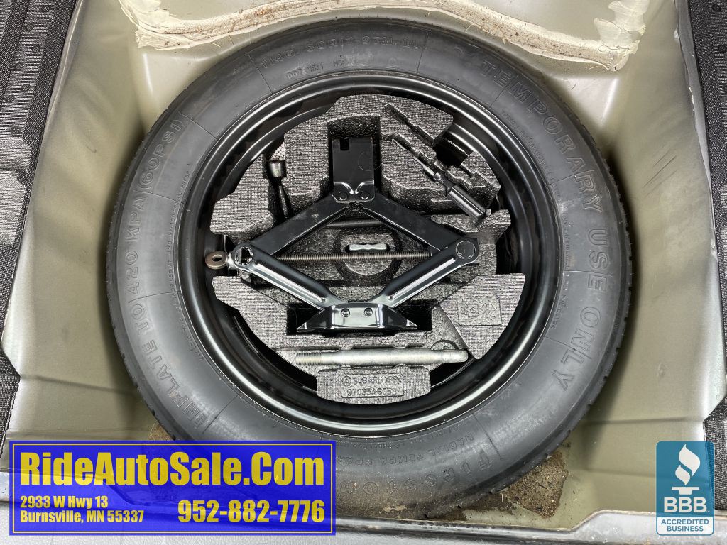 2012 Subaru Outback Image 25