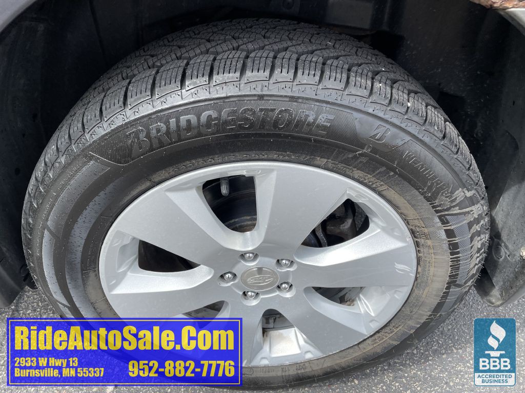 2012 Subaru Outback Image 28