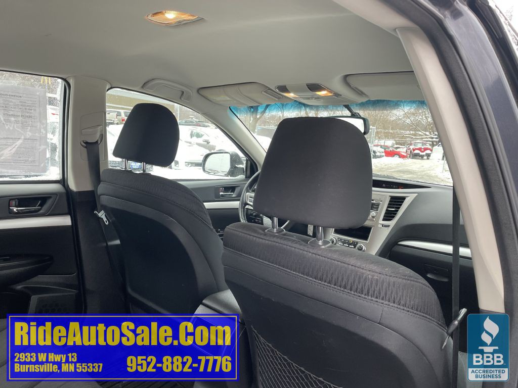 2012 Subaru Outback Image 32