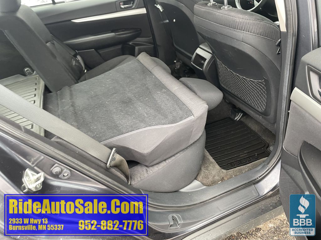 2012 Subaru Outback Image 35