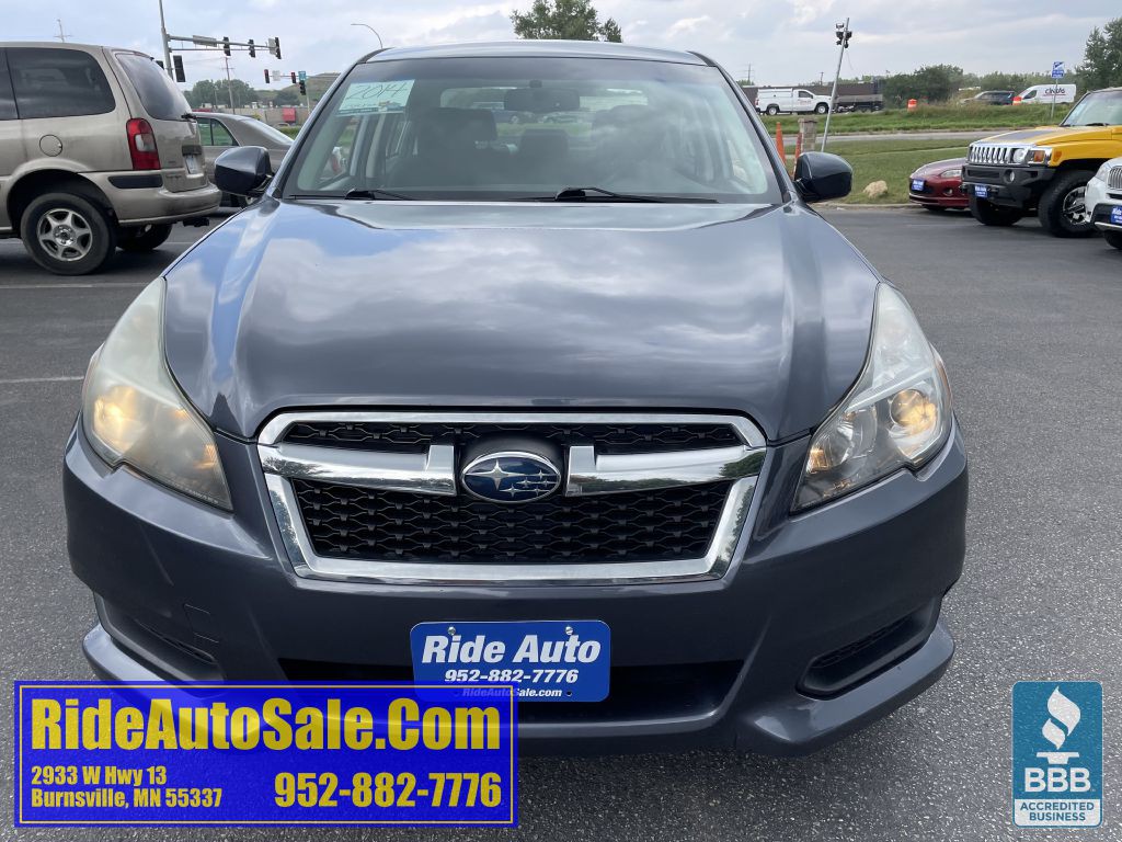 2014 Subaru Legacy Image 2