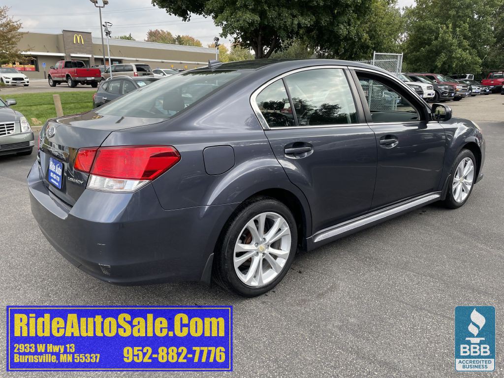 2014 Subaru Legacy Image 5