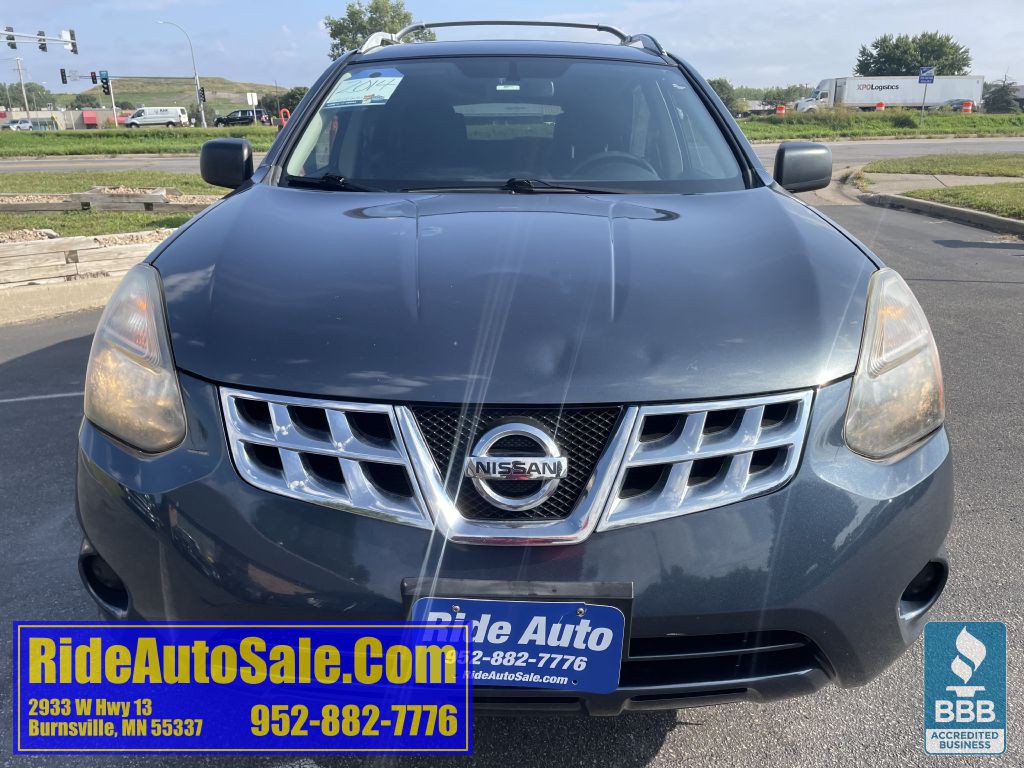 2014 Nissan Rogue Image 2