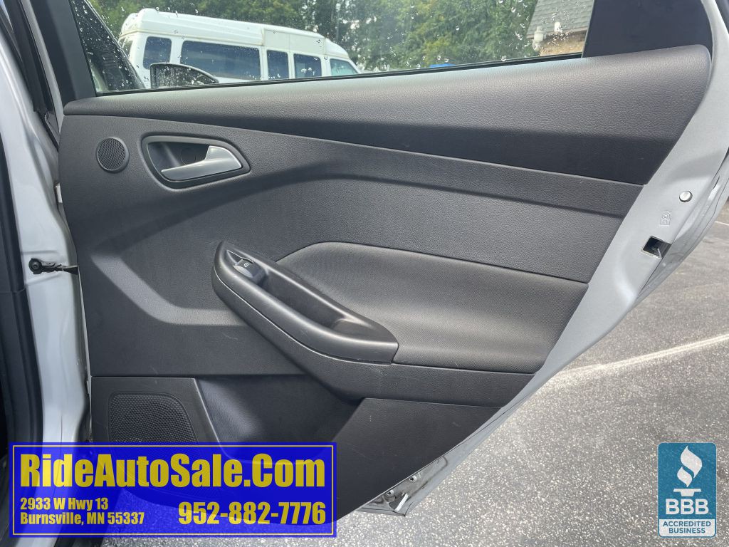 2014 Ford Focus Image 15